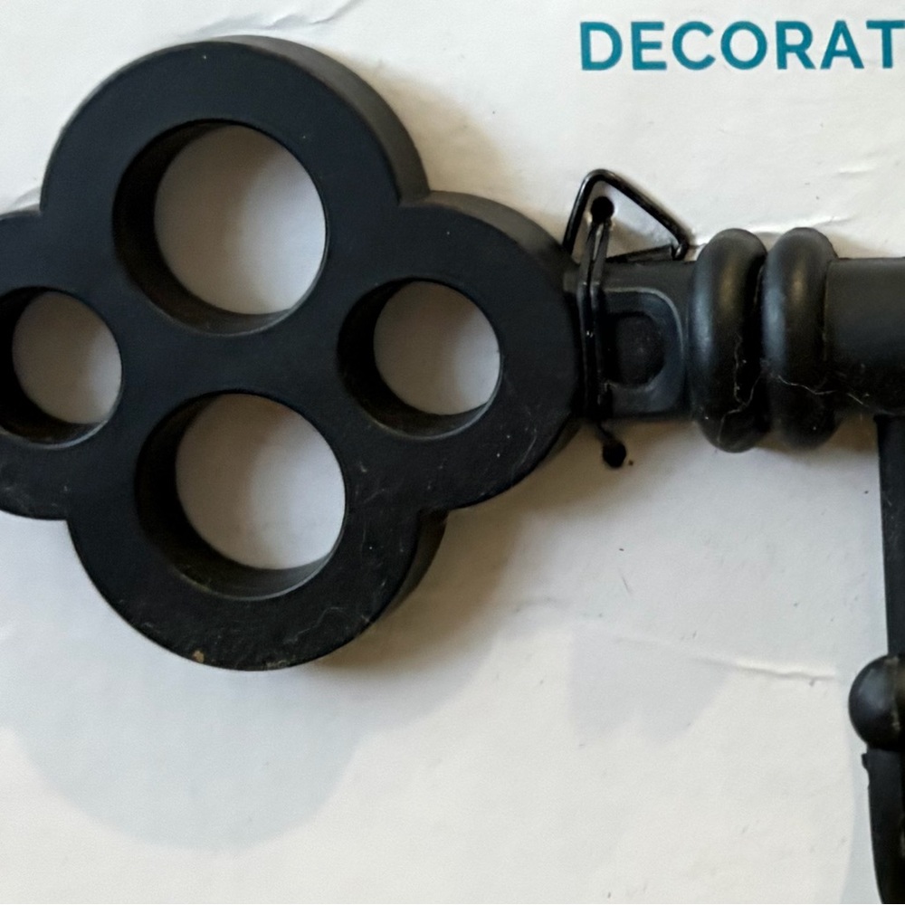 🤯 Mainstays Black Key Wall Hooks - Picture 3 of 3